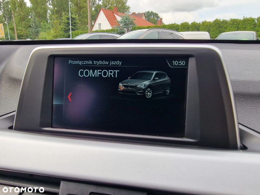 BMW X1 sDrive20d - 29