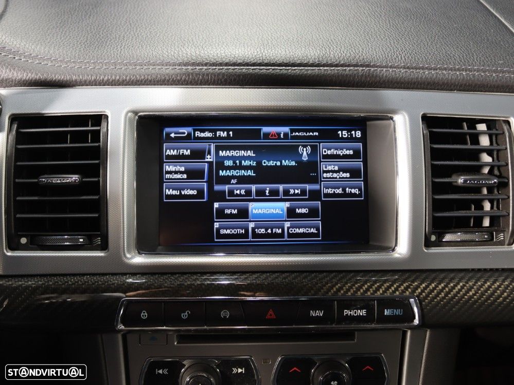 Jaguar XF 2.2 D Premium Luxury - 25