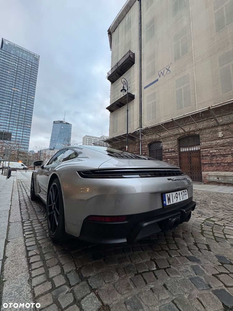 Porsche 911 Carrera T-Hybrid 4 GTS - 17