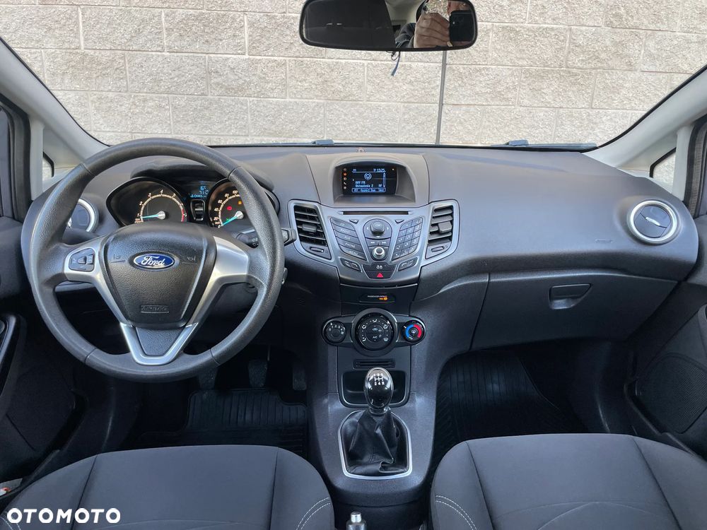 Ford Fiesta 1.25 Champions Edition - 14