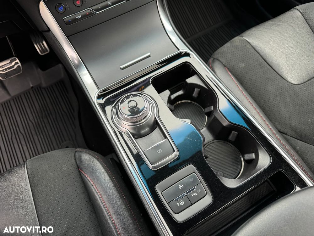 Ford Edge 2.0 Panther A8 AWD ST Line - 19