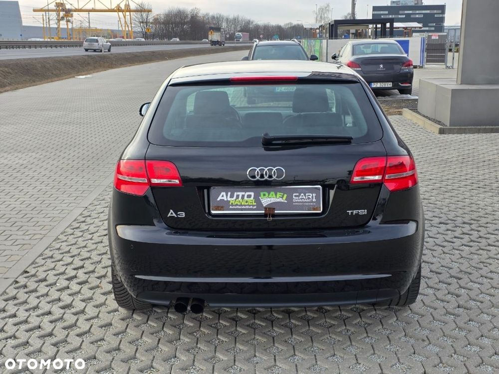 Audi A3 Sportback - 6