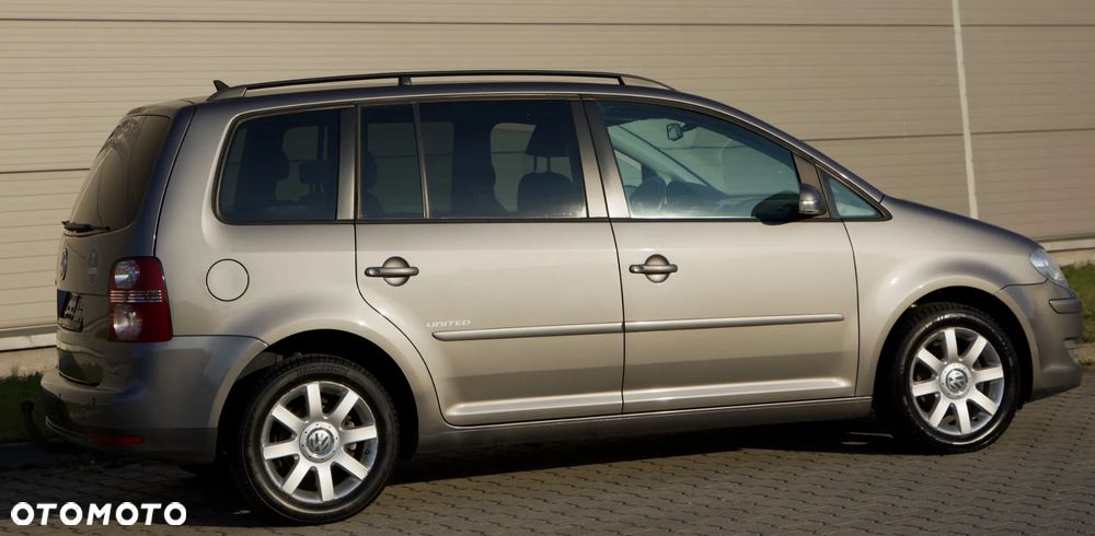 Volkswagen Touran 1.6 United - 19