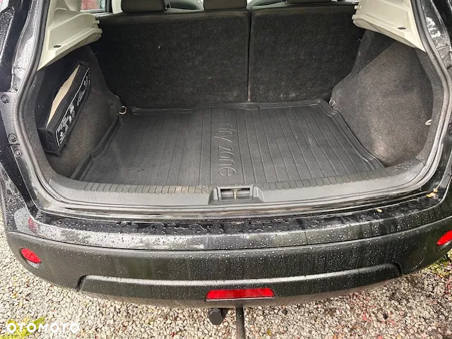 Nissan Qashqai 2.0 dCi 4 x 4 DPF acenta - 11