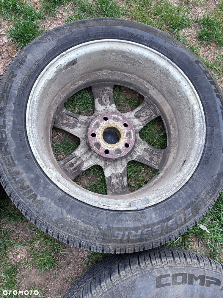 Alufelgi z oponami zimowymi 205/55 R16 - 10