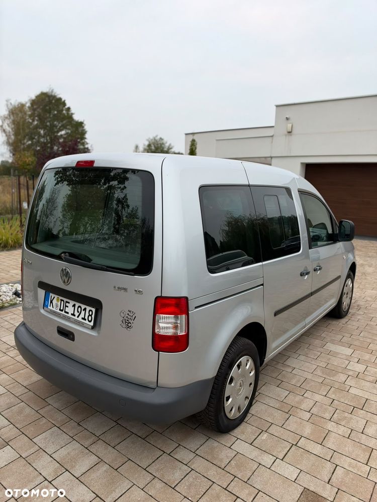 Volkswagen Caddy - 8
