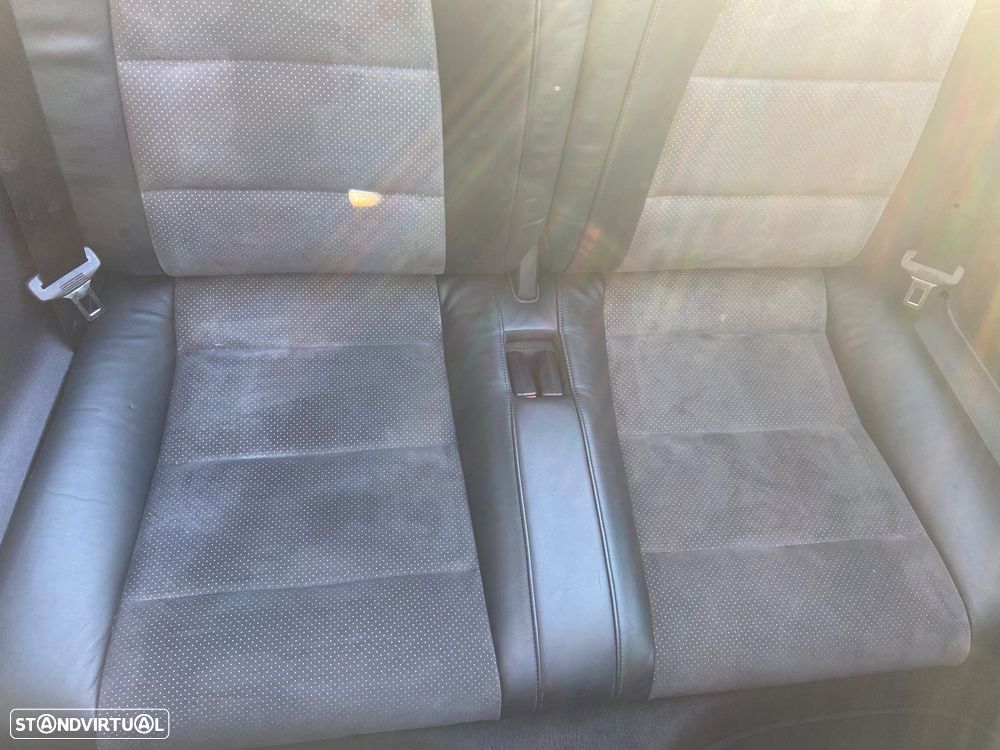 Audi A3 Cabrio 2.0 TDi DPF S Line Sport Pack - 11