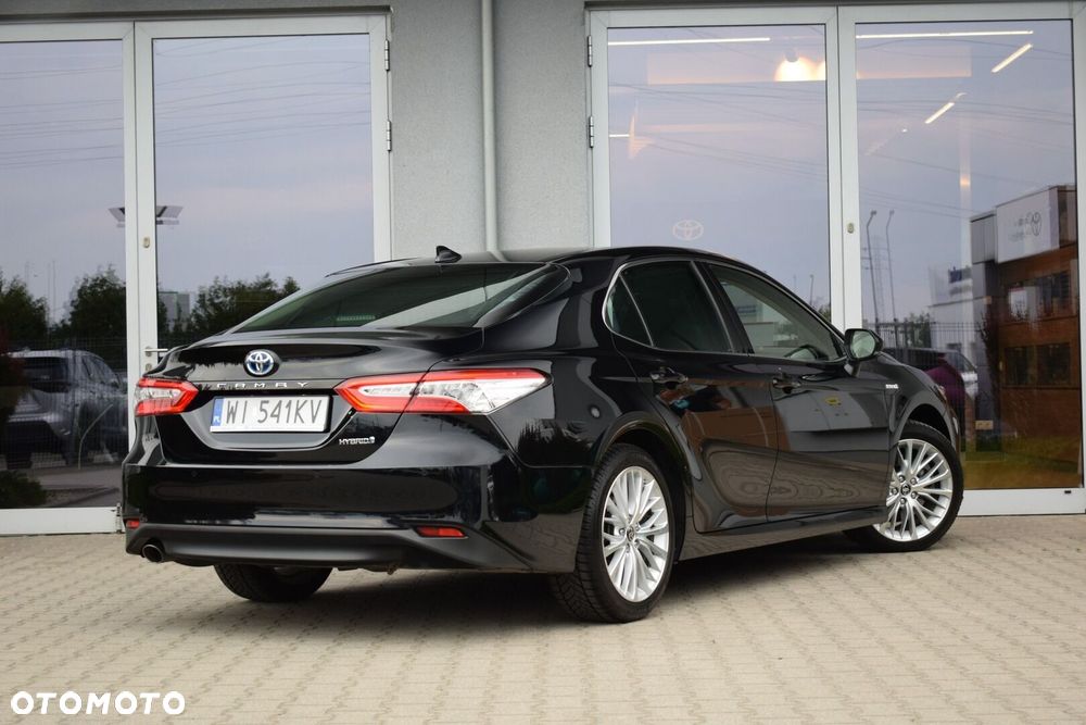 Toyota Camry 2.5 Hybrid Executive CVT - 10