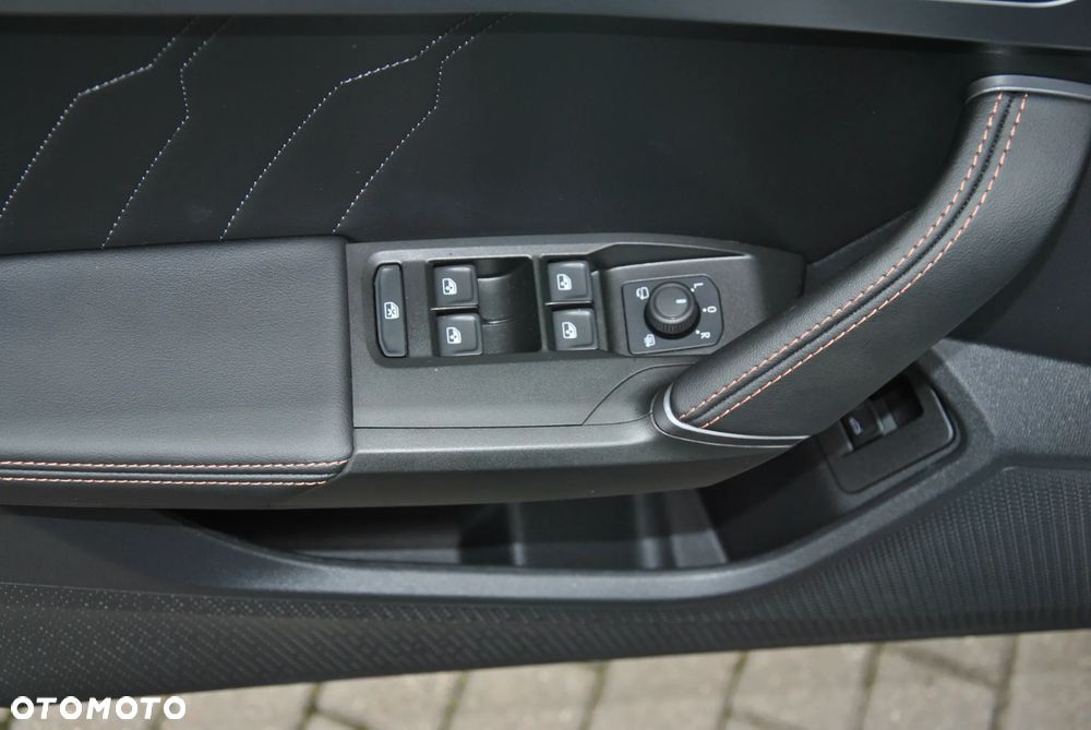 Cupra Formentor 1.5 TSI DSG - 27