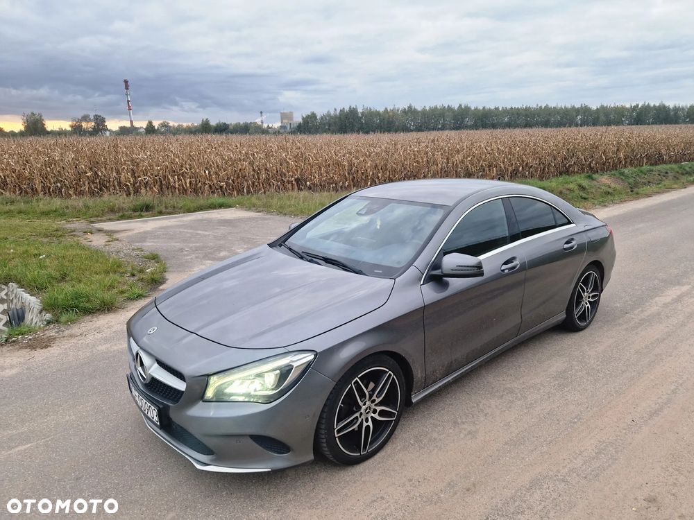 Mercedes-Benz CLA 200 7G-DCT AMG Line - 2