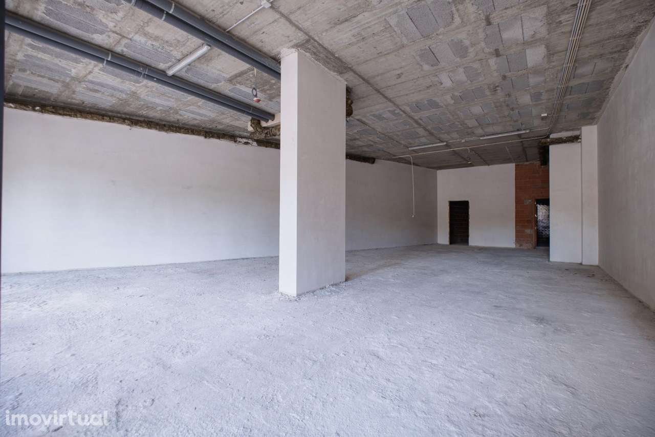 Espaço Comercial Novo em Vila Chã, Amadora - Grande imagem: 2/19