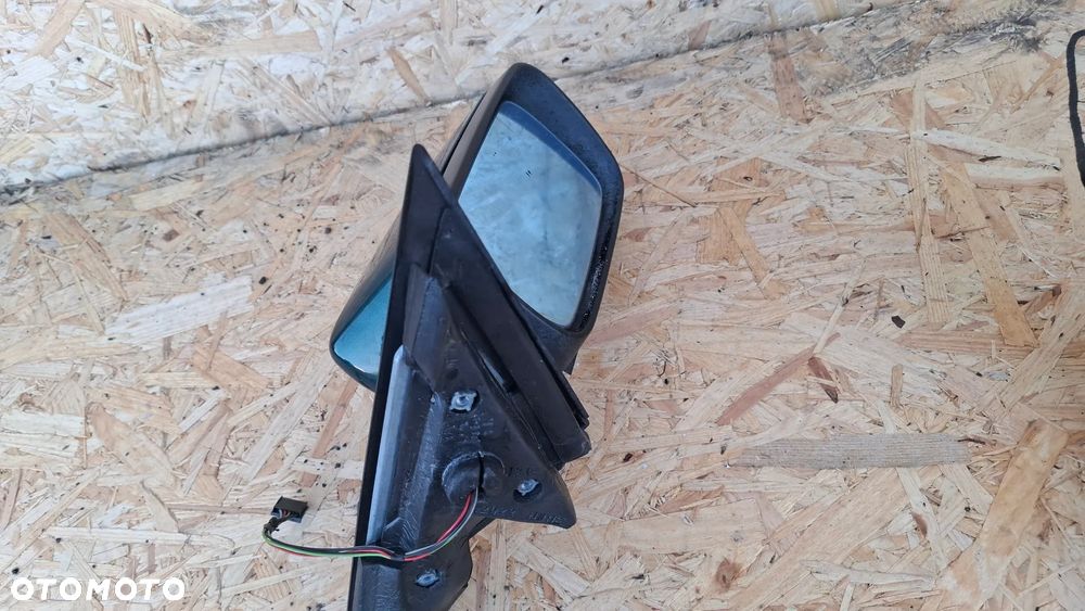 BMW E46 SEDAN KOMBI LUSTERKO PRAWE 386 fahngruen metalik LEWE - 4