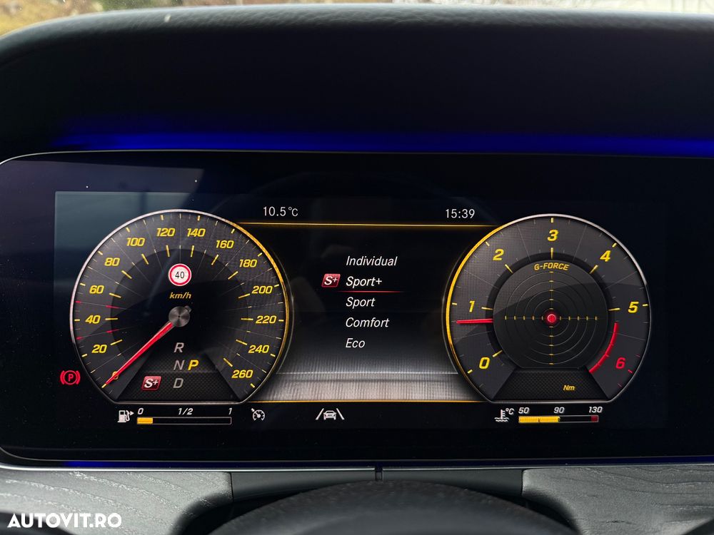 Mercedes-Benz CLS 400 d 4Matic 9G-TRONIC AMG Line - 21