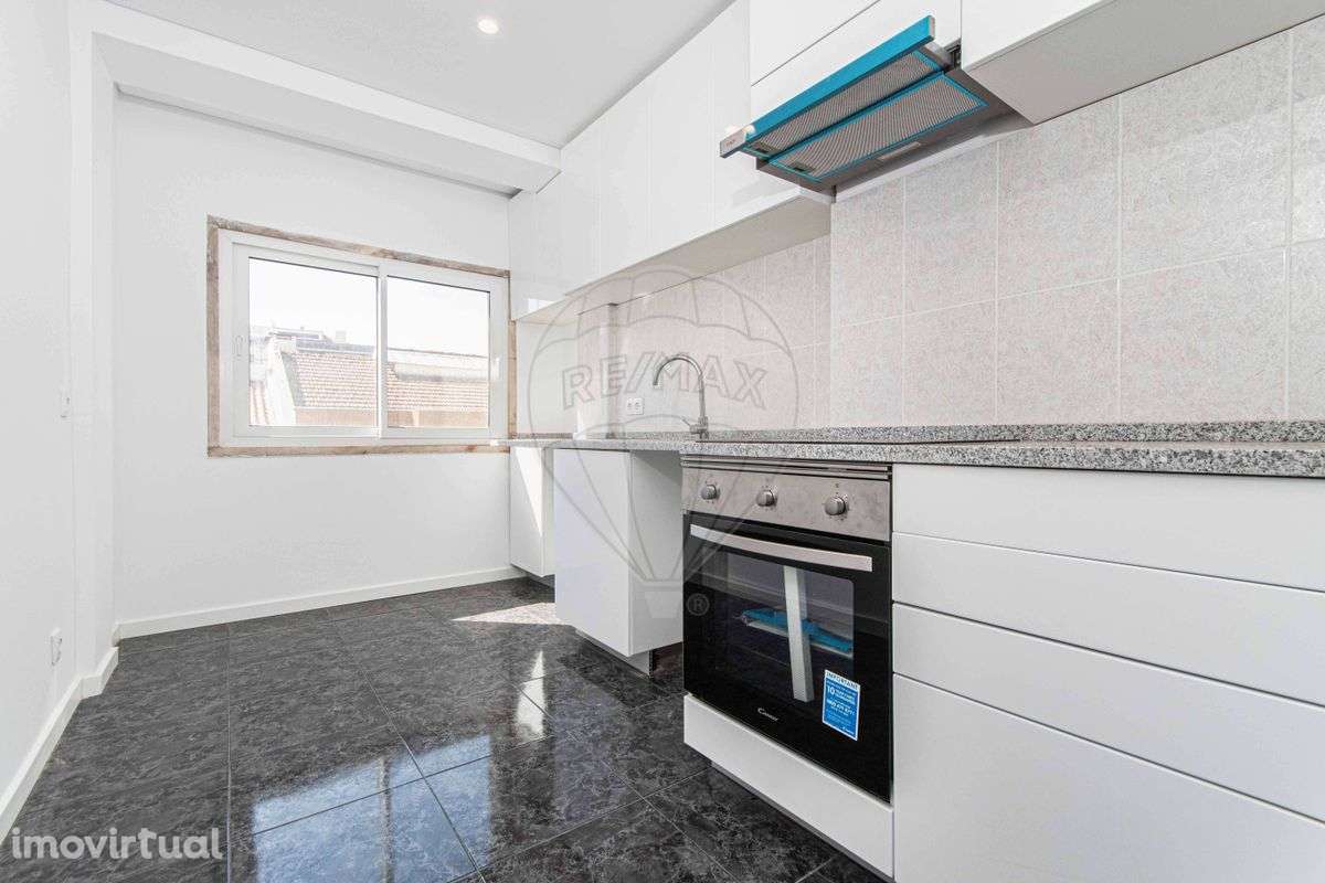 Apartamento T2 para arrendamento - Grande imagem: 2/10