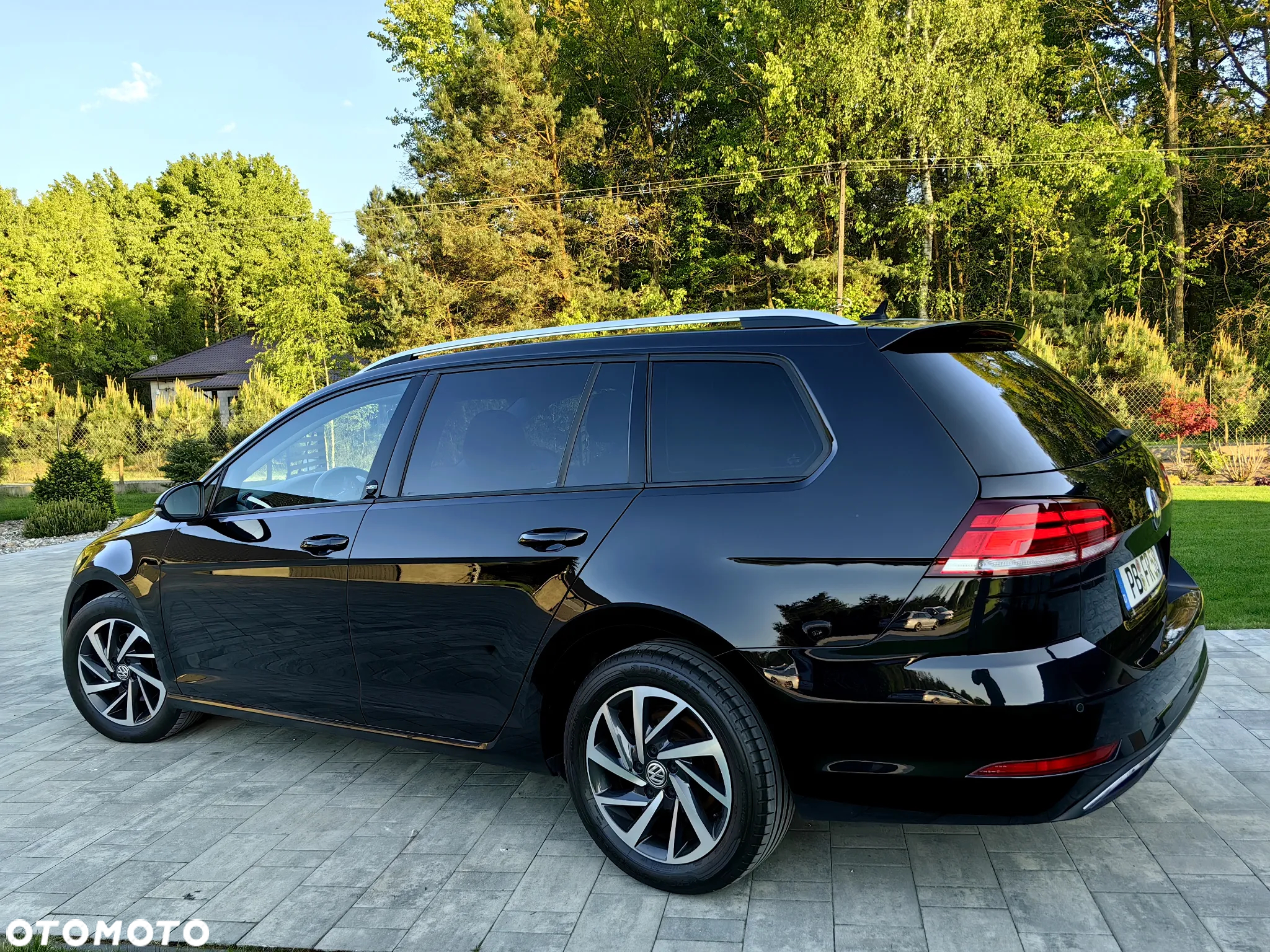 Volkswagen Golf 2.0 TDI DSG Sound - 18