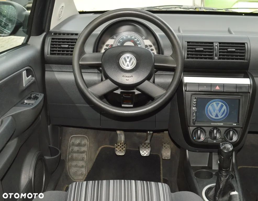 Volkswagen Fox - 27