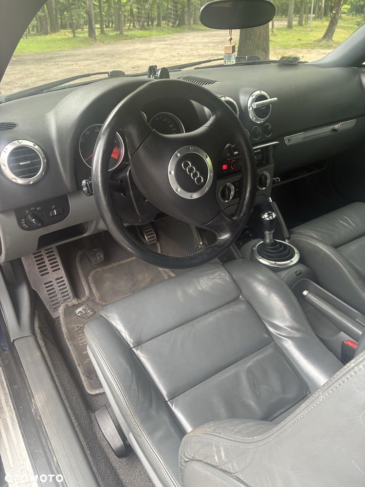 Audi TT Coupé - 6