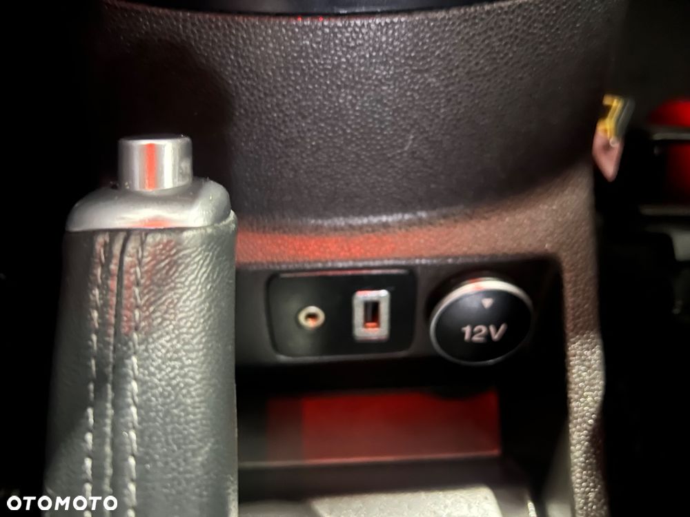 Ford EcoSport 1.0 EcoBoost ST-LINE - 35