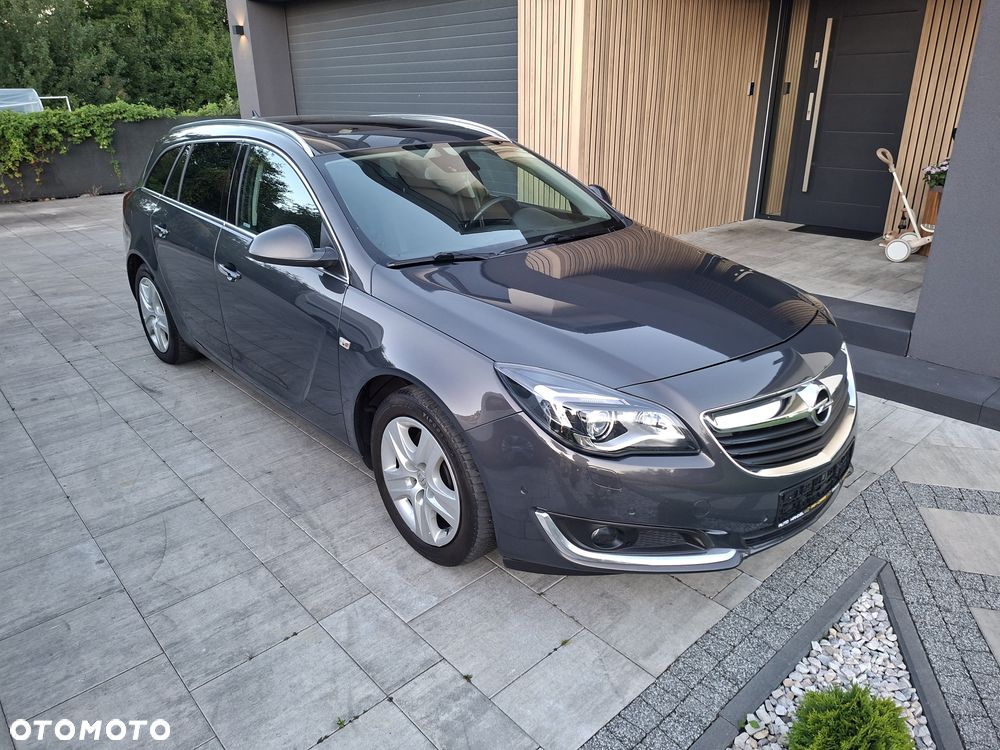 Opel Insignia - 1
