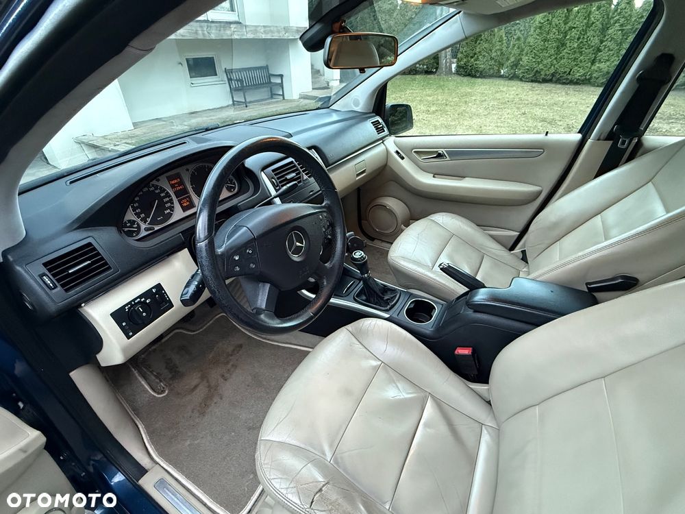 Mercedes-Benz Klasa B 180 CDI - 12