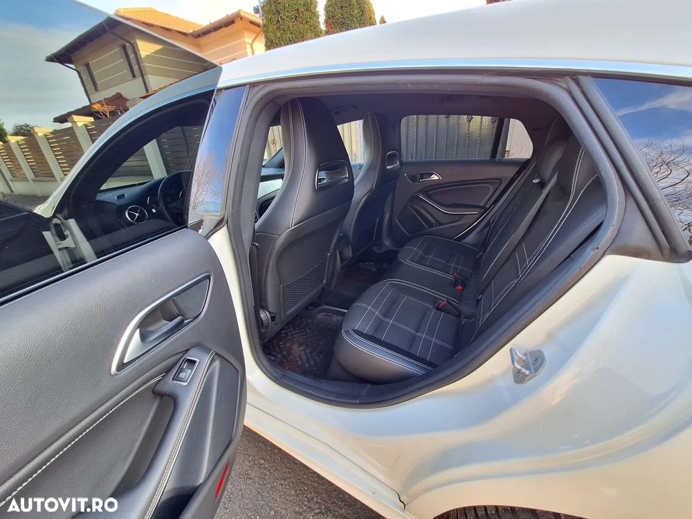 Mercedes-Benz CLA Shooting Brake 200 - 8