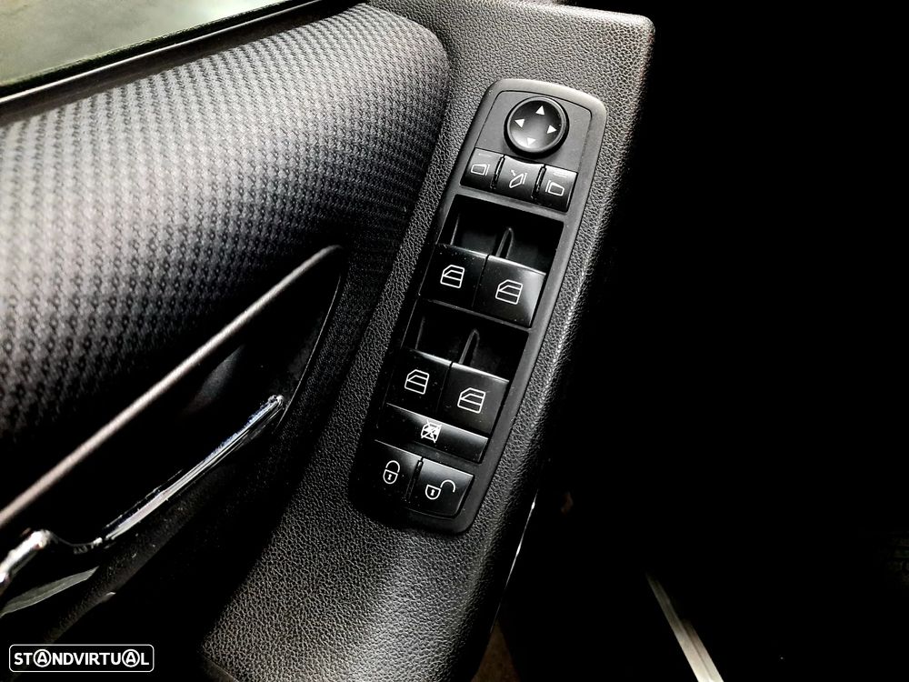 Mercedes-Benz B 200 CDI - 10