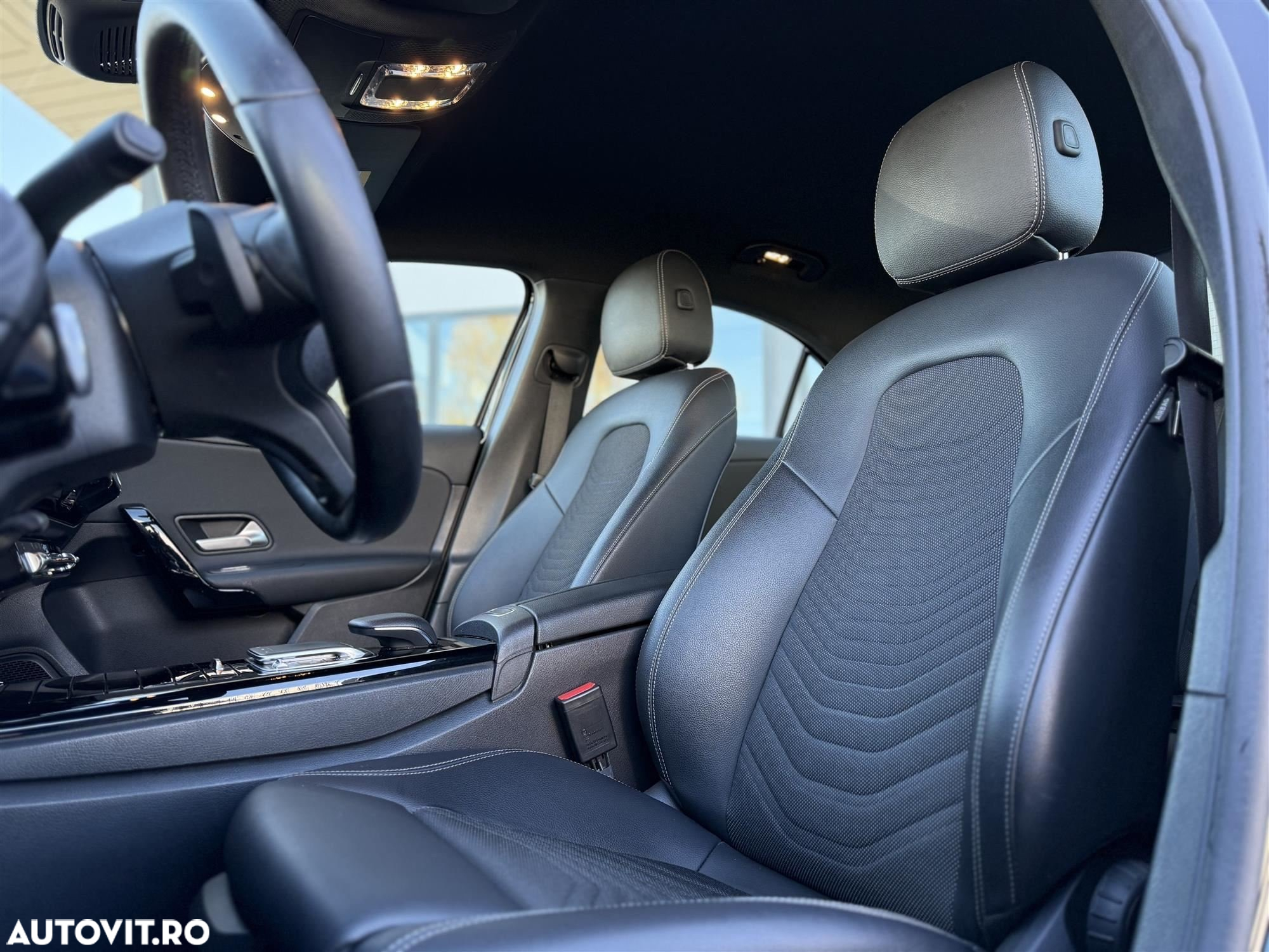 Mercedes-Benz A 180 d Sedan Aut. - 12