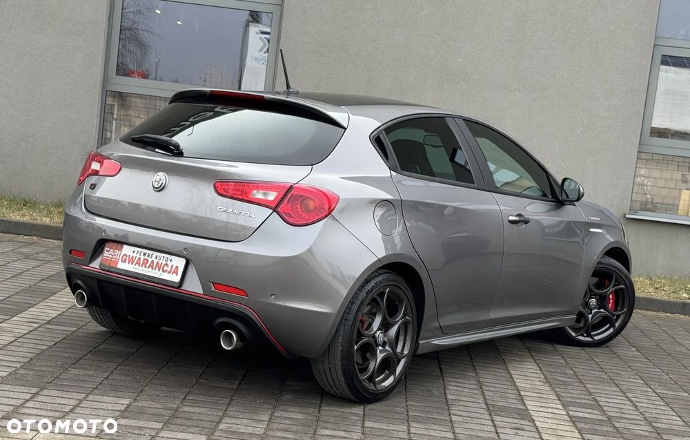 Alfa Romeo Giulietta 1.8 TBi 16V TCT Veloce - 9