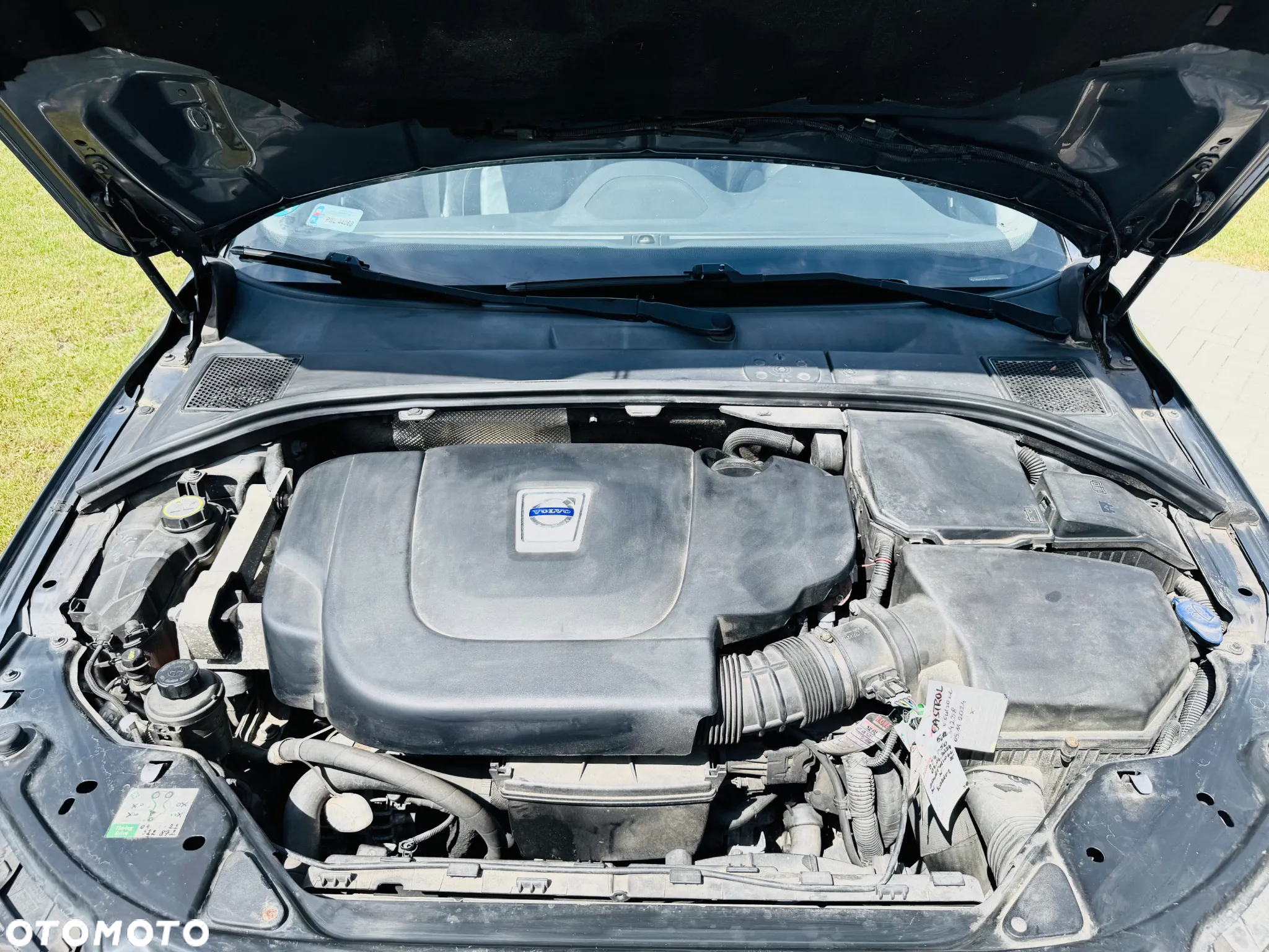 Volvo V70 D5 Momentum - 4