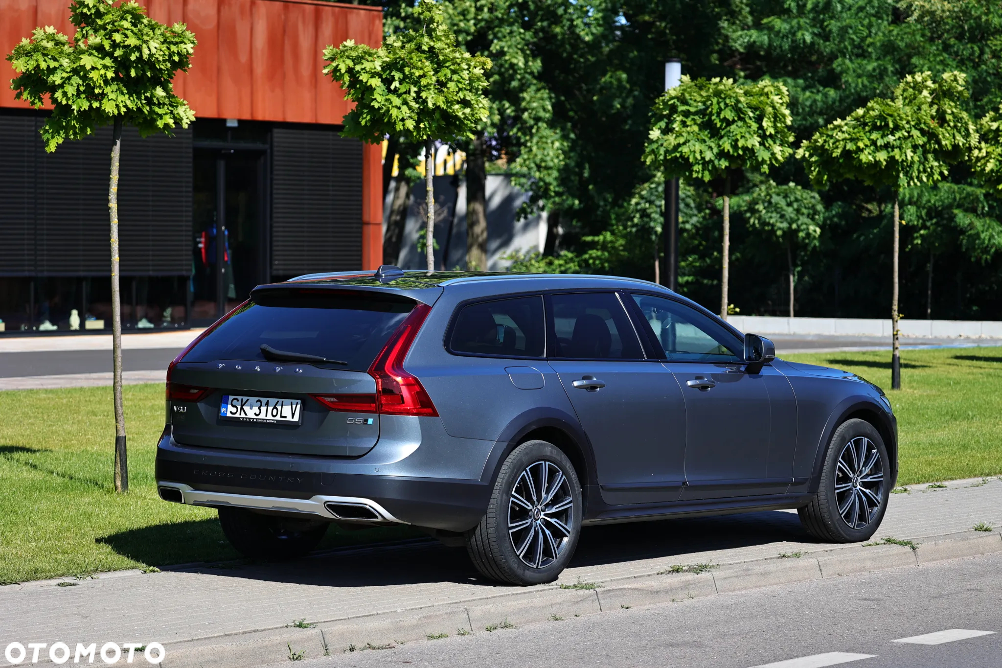 Volvo V90 D5 AWD Inscription - 3