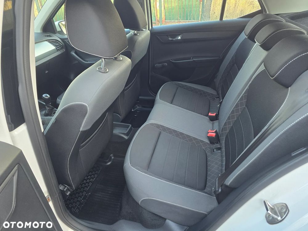 Skoda Fabia 1.0 Ambition - 7