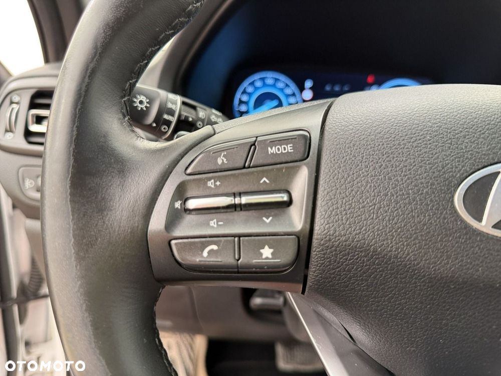 Hyundai i30 - 24
