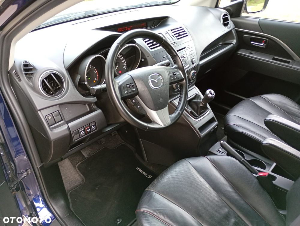 Mazda 5 - 15