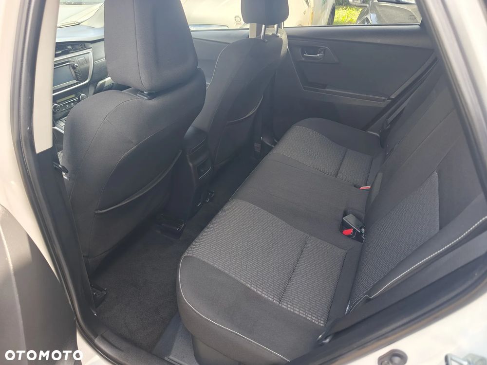 Toyota Auris - 21