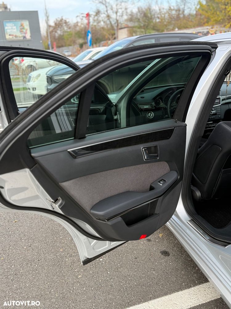 Mercedes-Benz E 300 BLUETEC HYBRID 7G-TRONIC Avantgarde - 12