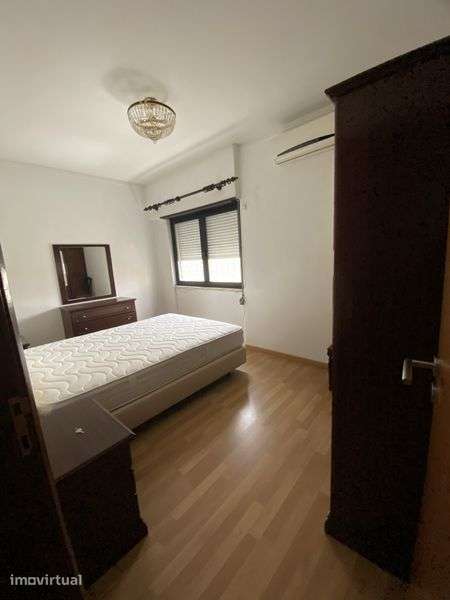 Vendo apartamento Sacavem - Grande imagem: 4/8