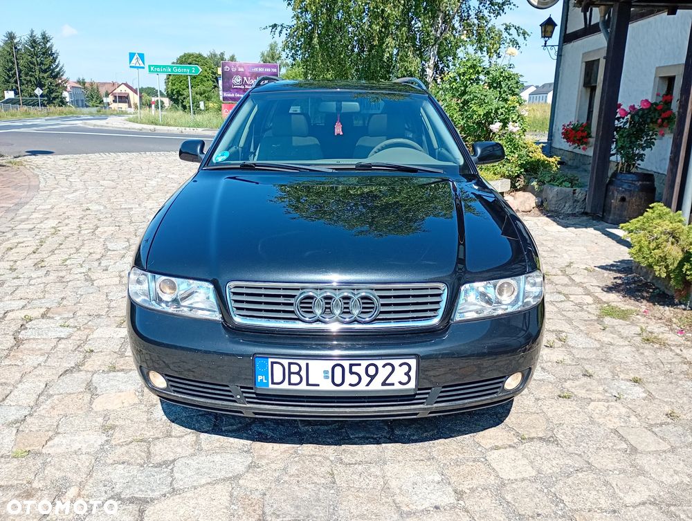 Audi A4 Avant - 2