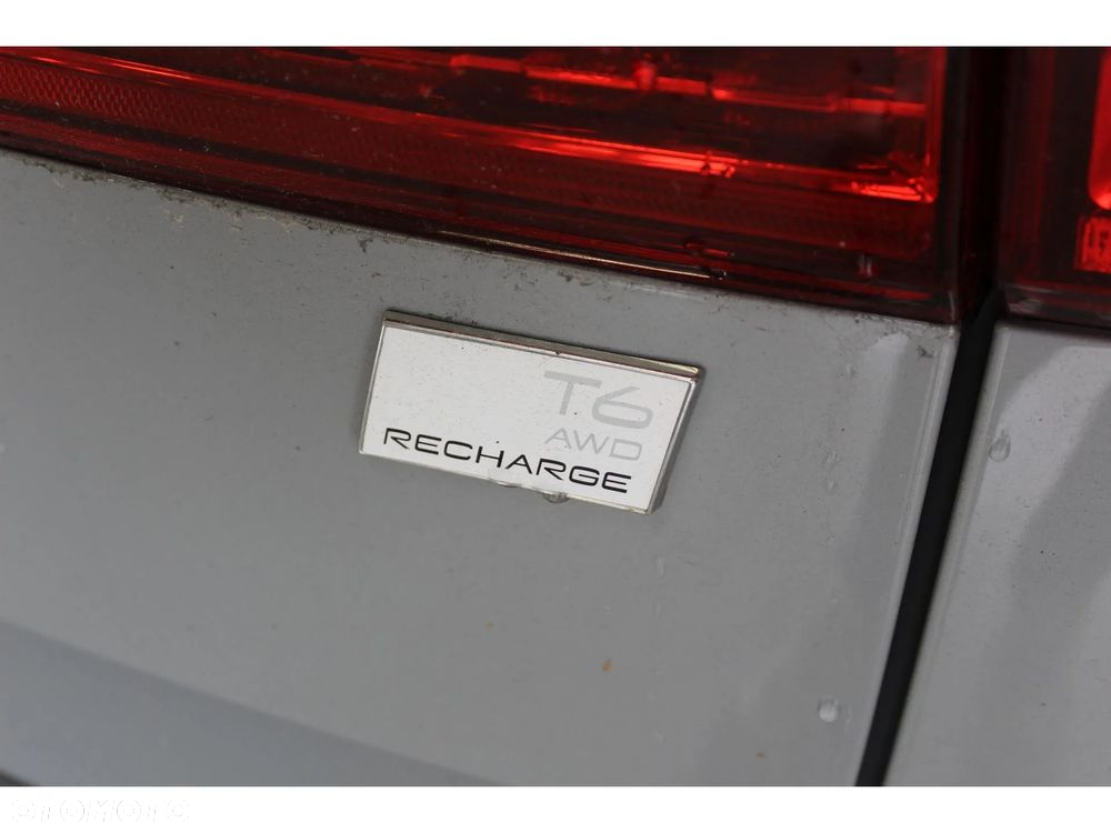 Volvo XC 60 B5 B AWD Plus Dark - 23