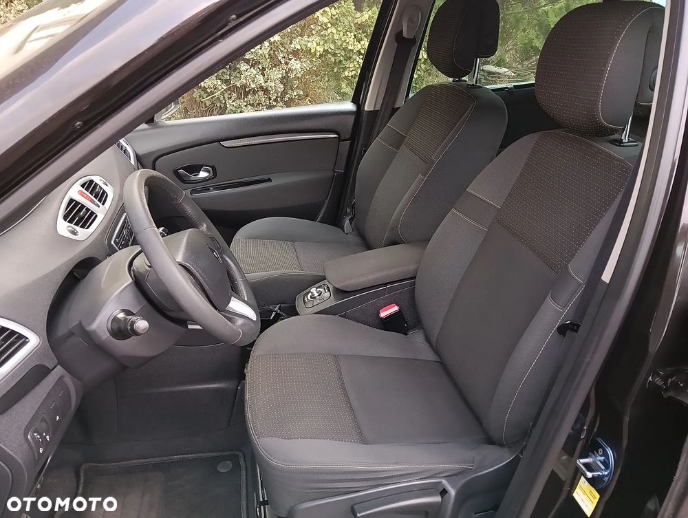 Renault Scenic 1.6 16V 110 Dynamique - 17