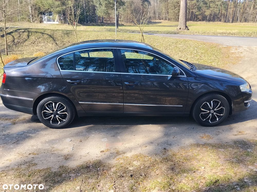 Volkswagen Passat 1.9 TDI Trendline - 3