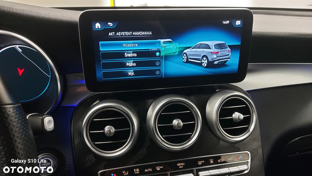 Mercedes-Benz GLC 300 de 4Matic 9G-TRONIC AMG Line Plus - 28