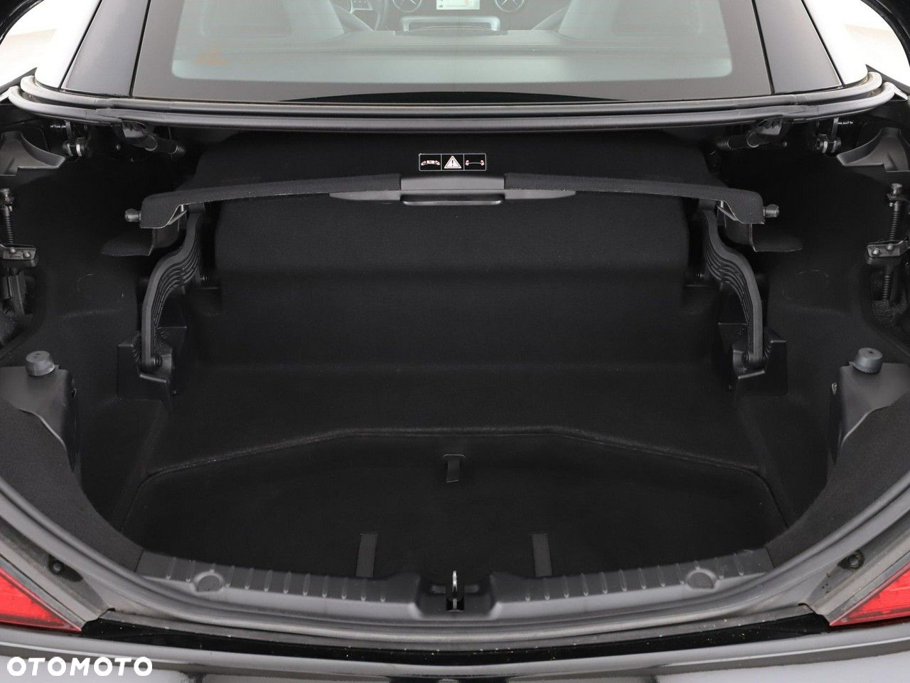 Mercedes-Benz SLK 200 (BlueEFFICIENCY) 7G-TRONIC - 17