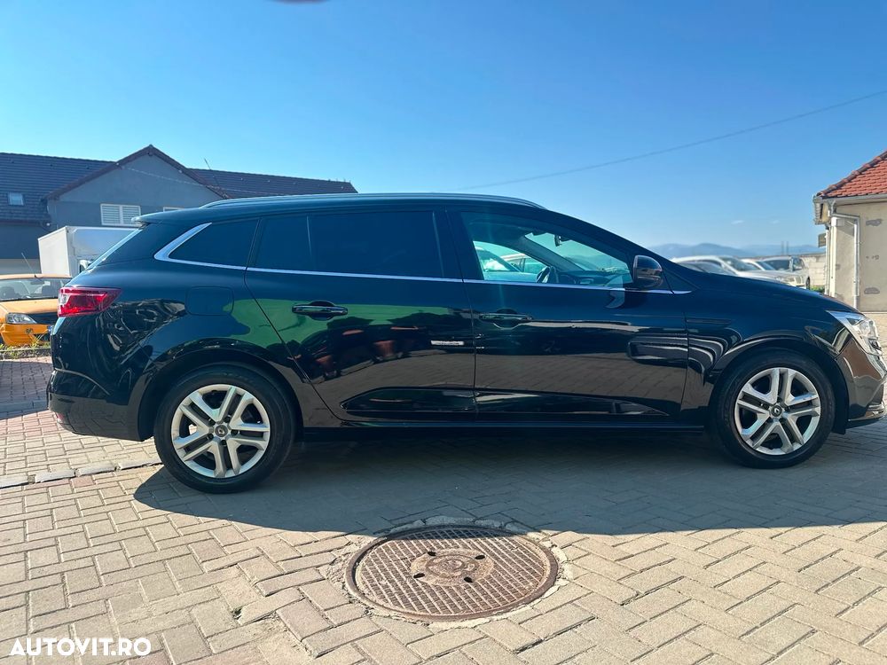 Renault Megane ENERGY TCe 130 EDC INTENS - 15