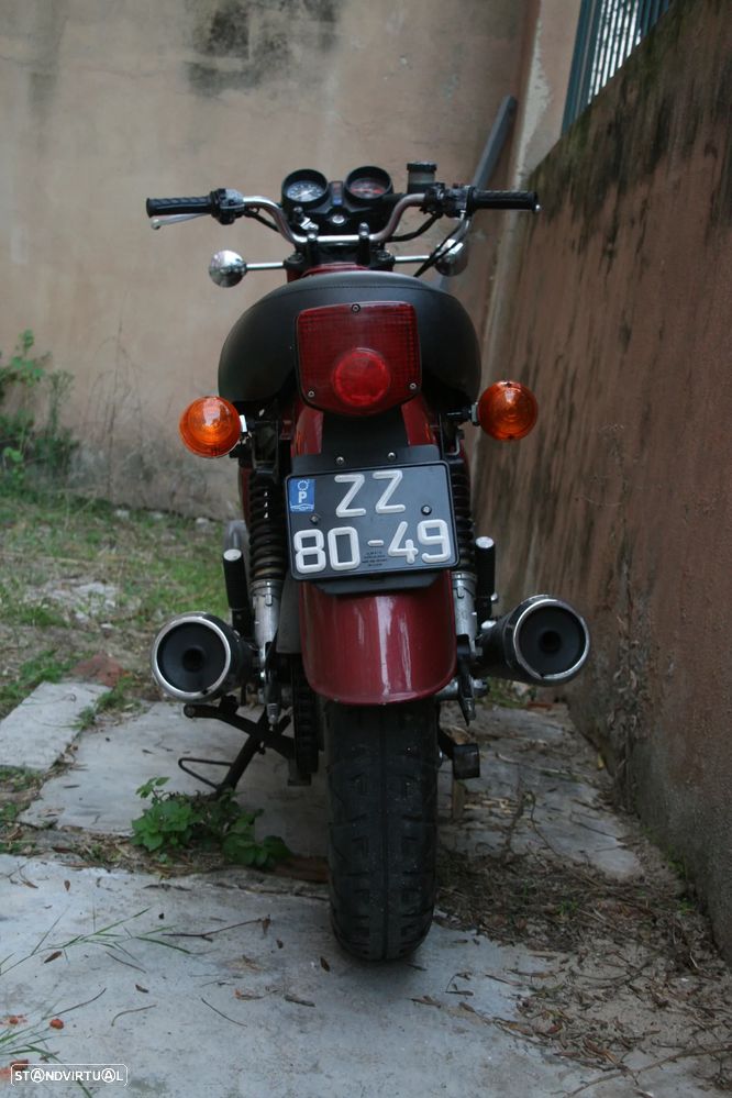 Honda CB 400T Cafe Racer - 22