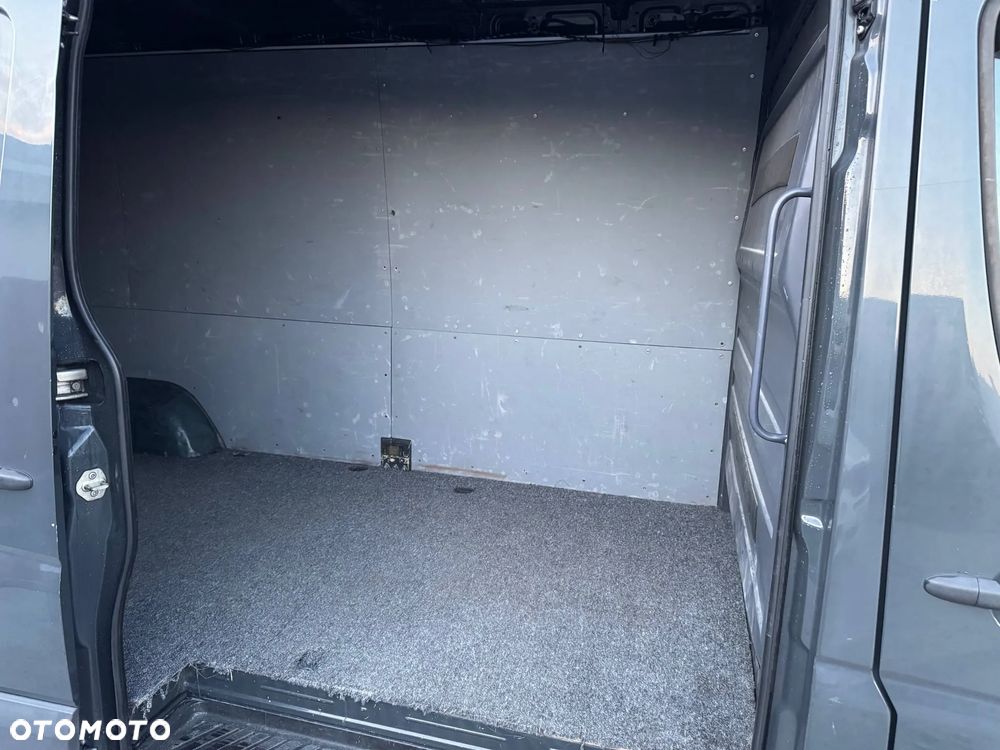 Volkswagen CRAFTER - 21