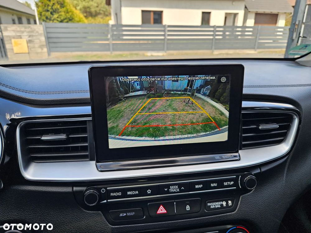 Kia Ceed 1.4 T-GDI DCT OPF Platinum Edition - 27