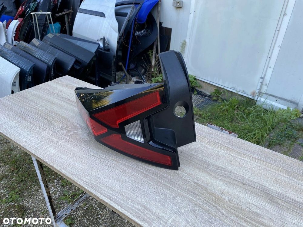 LAMPA TYŁ TYLNA LEWA DACIA DUSTER III 265559174R - 2