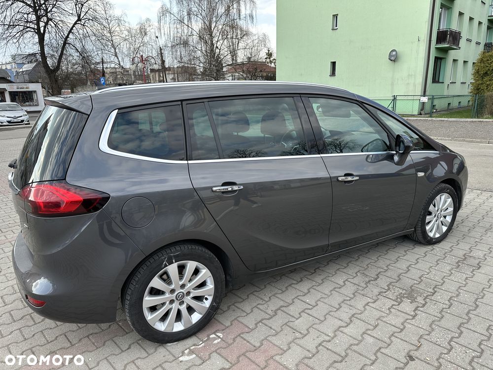 Opel Zafira 2.0 CDTI Cosmo EcoFLEX S&S - 4
