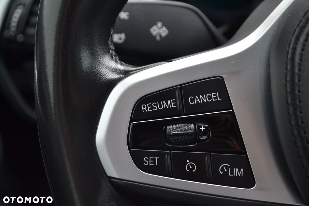 BMW Seria 5 530d xDrive Luxury Line - 26