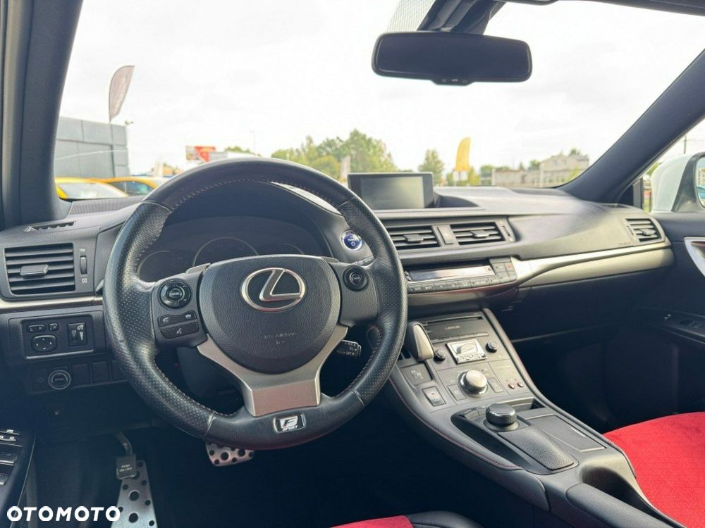 Lexus CT 200h F Sport - 11